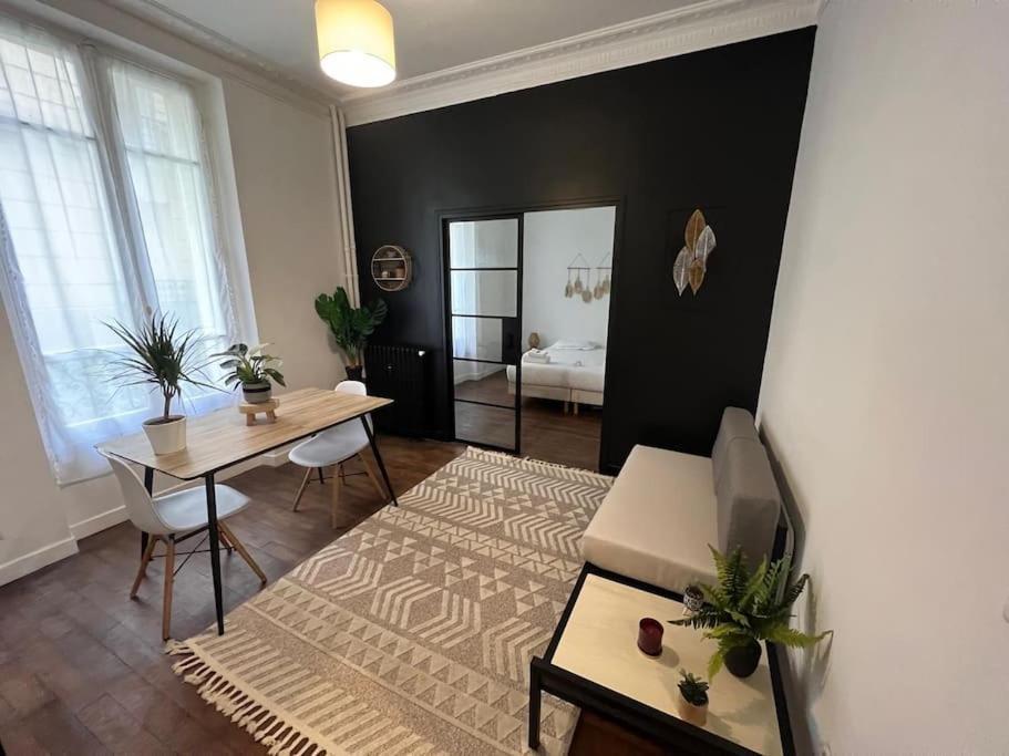 Appartement Magnifique Paris 18 Extérieur photo